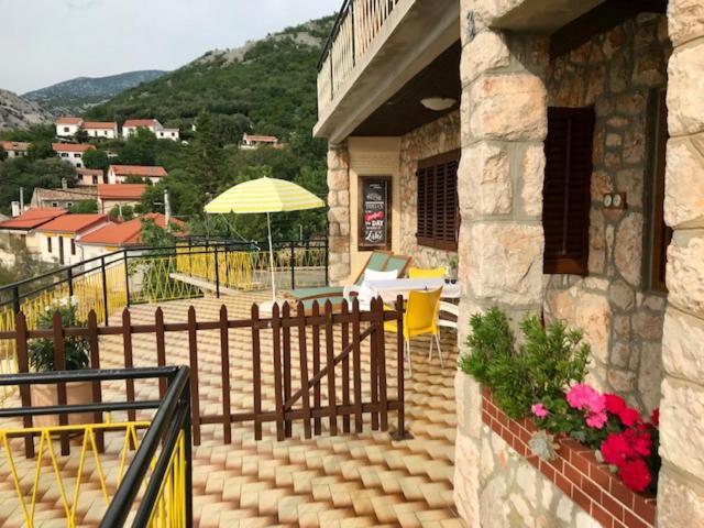 Apartments Stokic Donja Klada Luaran gambar